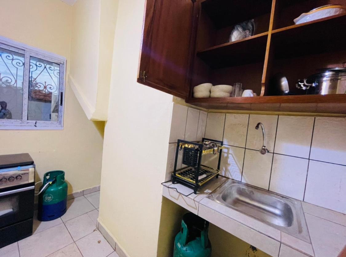 Aparthotel Complexe Bel Air Bafoussam Esterno foto